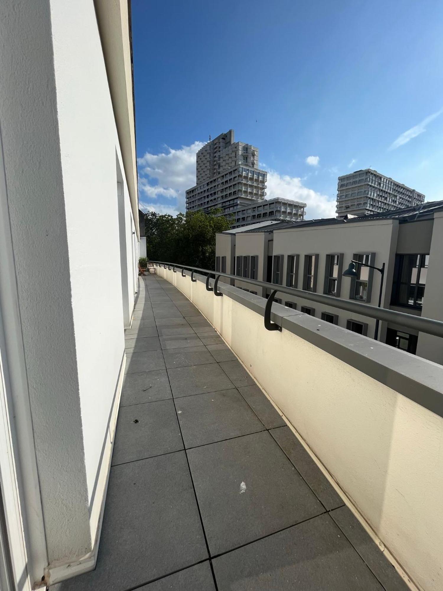 Du Colombier Centre